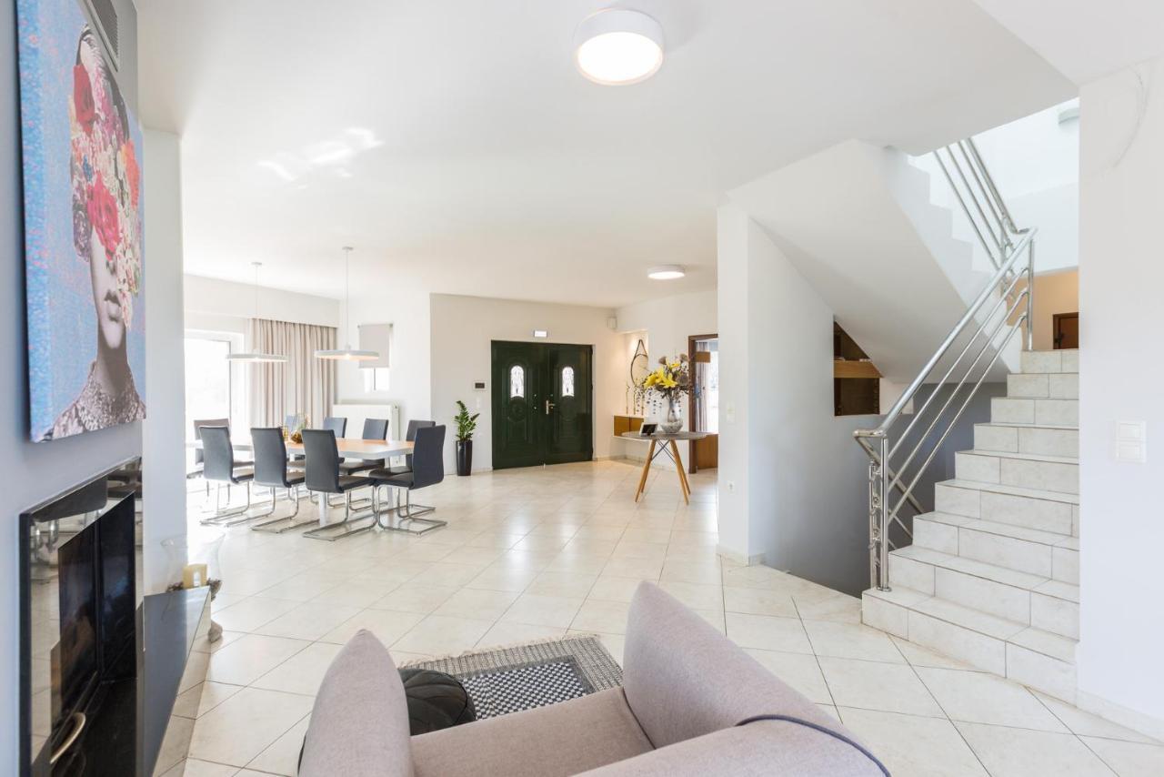 Villa Aelia I Modern & Ideal For Large Groups Galatas  Ngoại thất bức ảnh